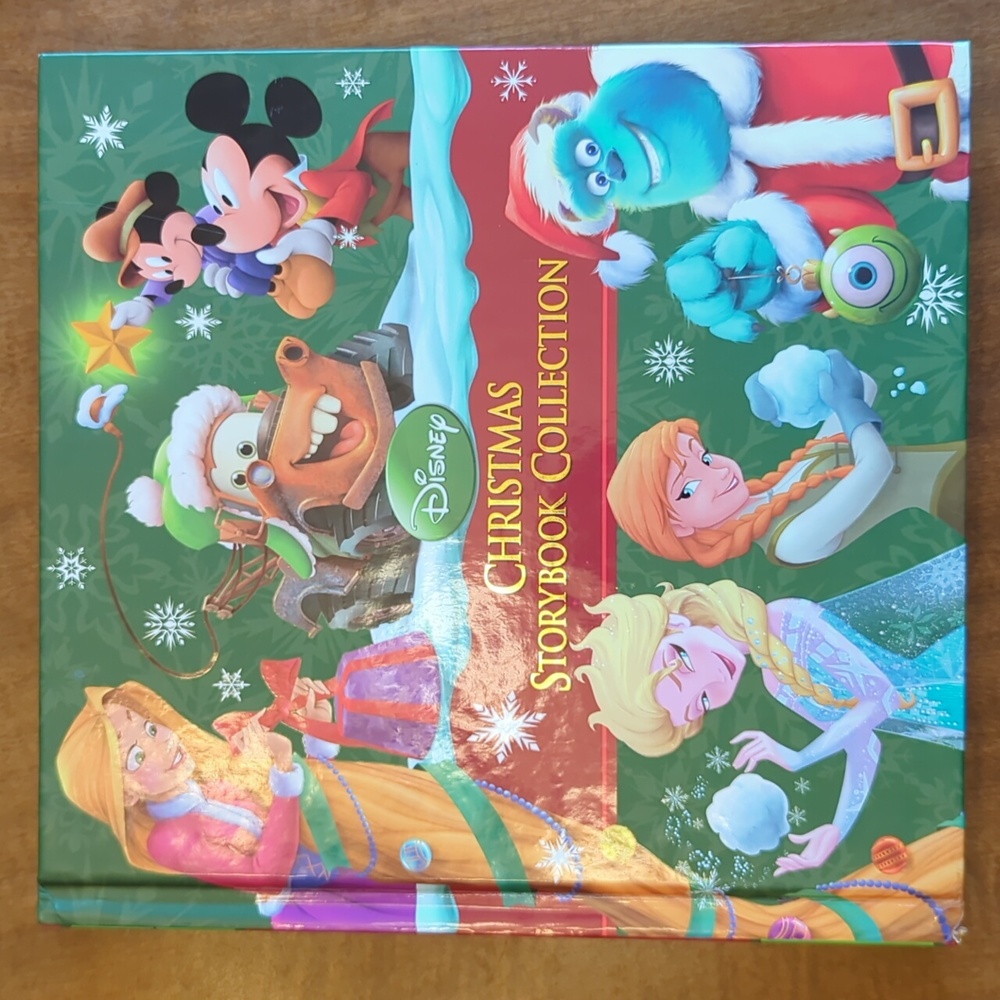 DISNEY Christmas Storybook Collection with 18 different stories